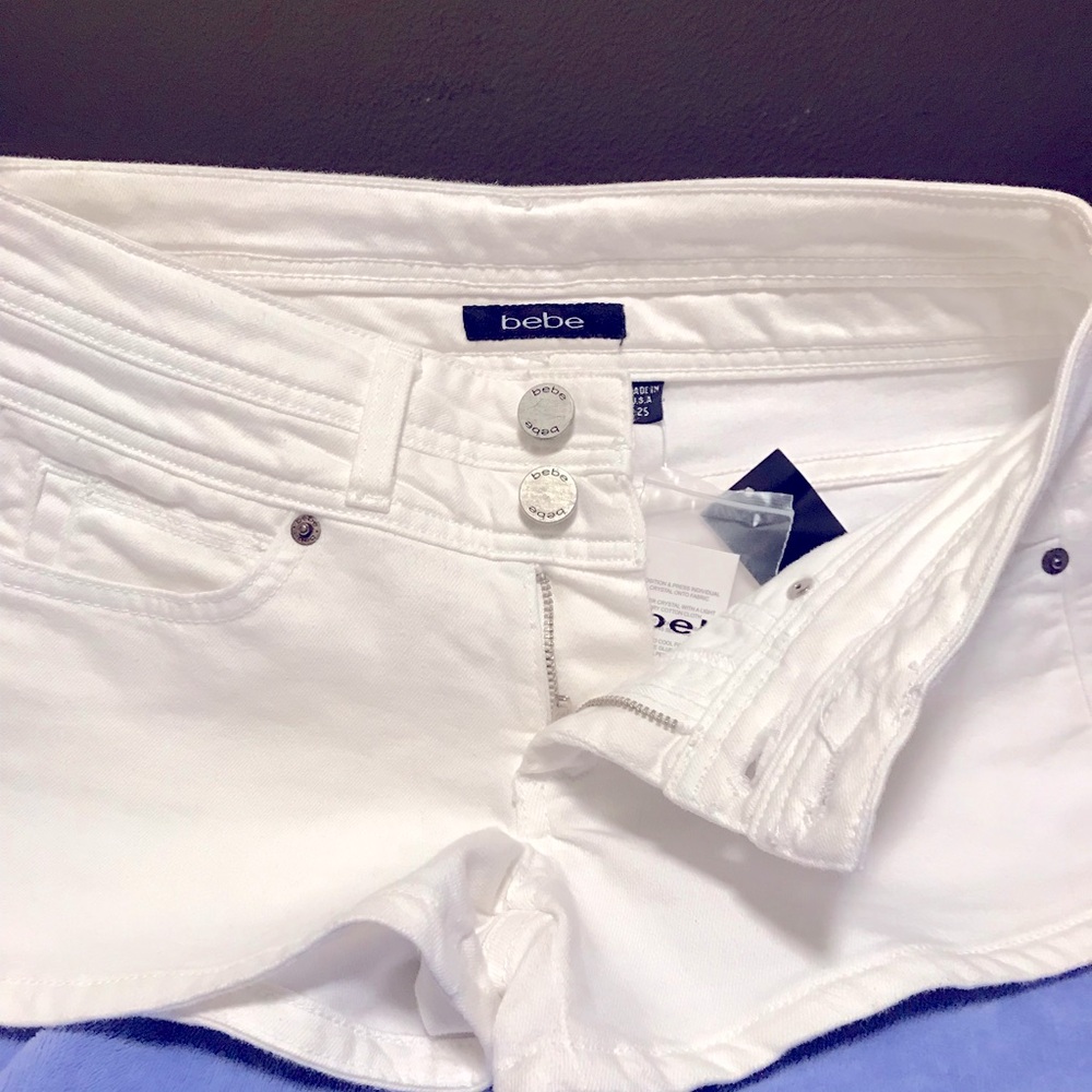 High waist white denim shorts with jewelry brand new with tag